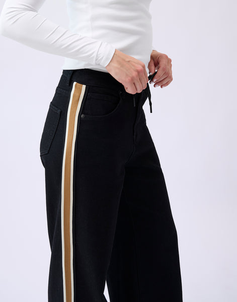 WIDE HIGH RISE BLACK JEANS WITH TAN STRIPE DOWN SIDE