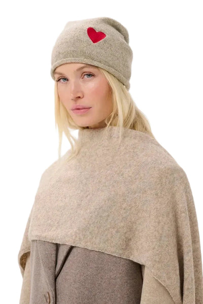 BEIGE BEANIE WITH RED HEART CULTURE Beige 
