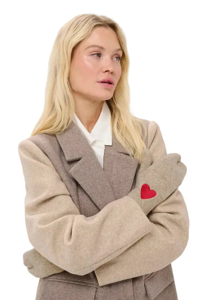 BEIGE MITTENS WITH RED HEART CULTURE 