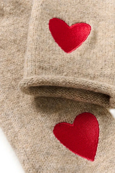 BEIGE MITTENS WITH RED HEART CULTURE 