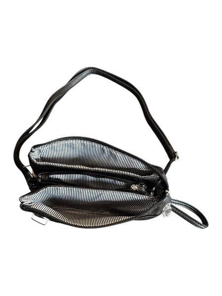 BLACK ADJUSTABLE CROSSBODY BAG WITH SILVER CLASP AND MULTI POCKETS Handbag FashionWear Canada 