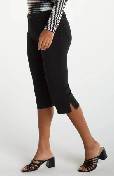 BLACK CAPRI JEANS WITH SLIT BOTTOM Jeans Liverpool 