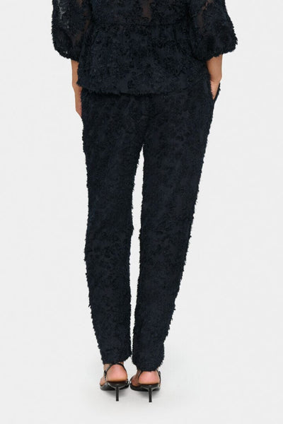 BLACK FLORAL CUT OUT LACE PANT Pant Saint Tropez 