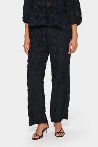 BLACK FLORAL CUT OUT LACE PANT Pant Saint Tropez 