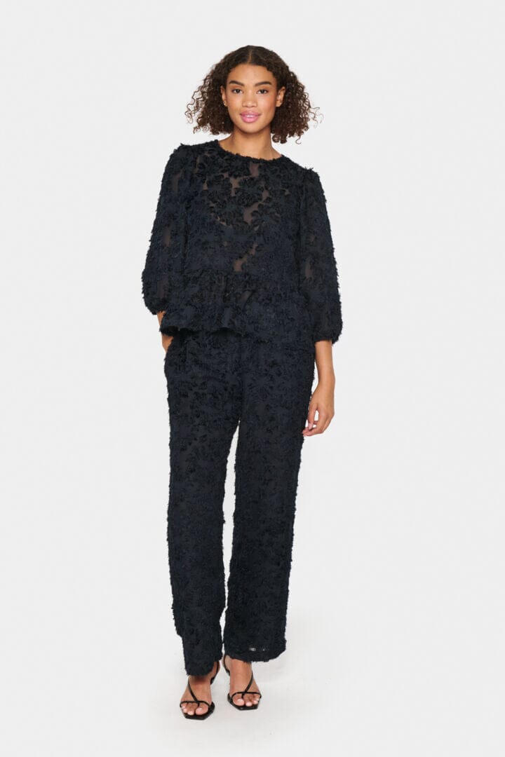 BLACK FLORAL CUT OUT LACE PANT Pant Saint Tropez S Black 