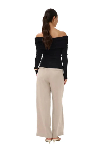 BLACK LONG SLEEVE OFF THE SHOULDER TOP Blouse Kaffe 