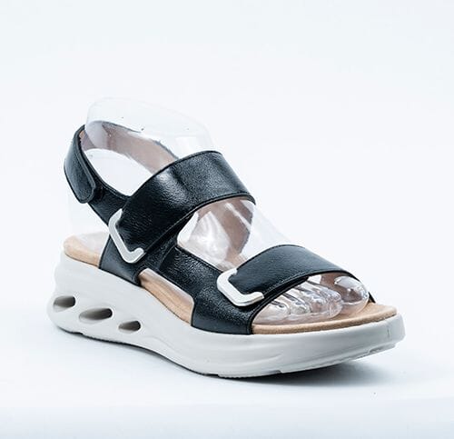 BLACK PLATFORM STYLE SANDAL WITH VELCRO CLOSURE Shoes Little Empress 36 Black 