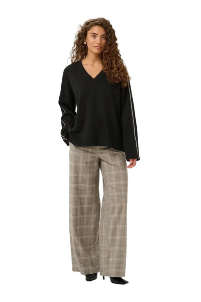 BLACK V NECK SWEATSHIRT WITH DETAILED SLEEVE T Shirts & Tops CULTURE 