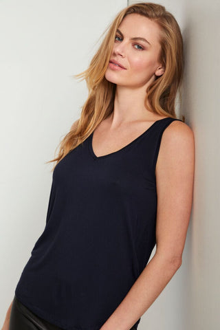 CLASSIC NAVY V NECK TANK Top CULTURE 