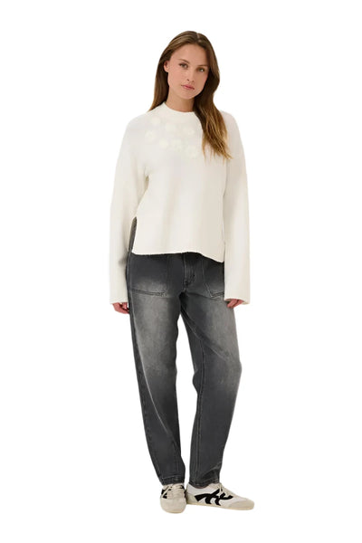 CREAM PULLOVER WITH FLOWER DETAIL ON NECKLINE Sweater KAFFE 