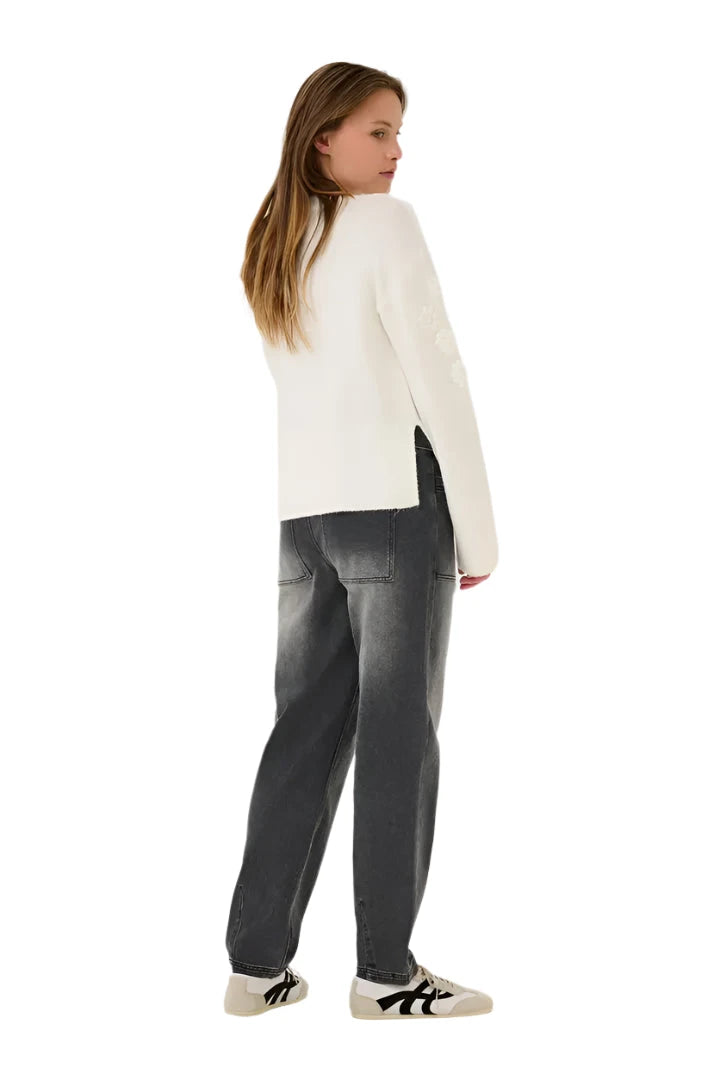 CREAM PULLOVER WITH FLOWER DETAIL ON NECKLINE Sweater KAFFE S Beige 