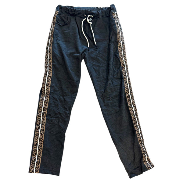 CRINKLED CHARCOAL PANTS WITH SIDE LEOPARD PRINT Pants Eternelle 