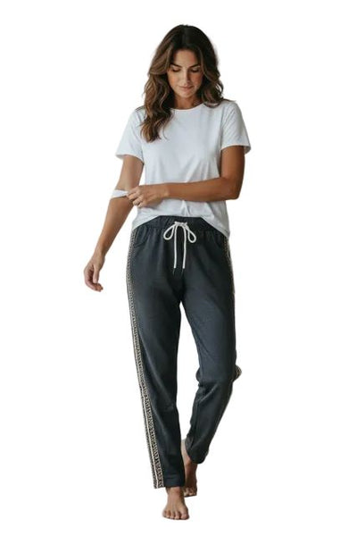 CRINKLED CHARCOAL PANTS WITH SIDE LEOPARD PRINT Pants Eternelle 