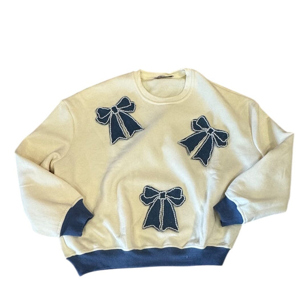 DENIM PEARL BOW PATCH LONG SLEEVE SWEATSHIRT sweatshirt FashionWear Collection 