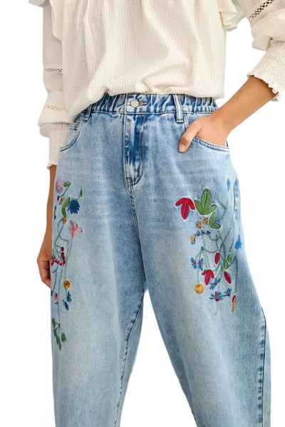 EMBROIDERY ANKLE LENGTH JEANS Pants CULTURE 