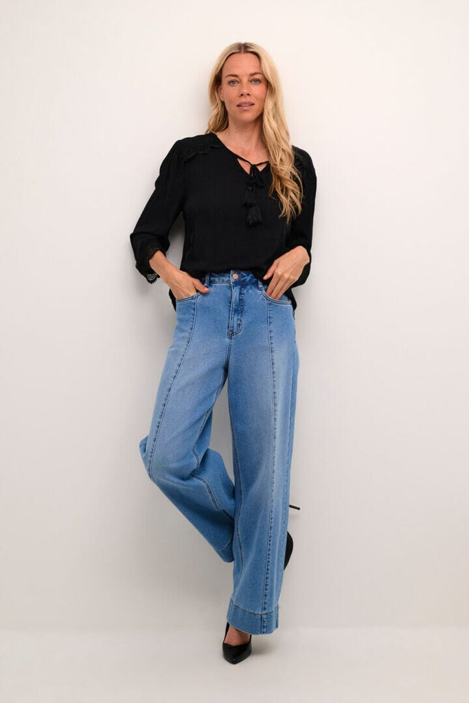 https://fashionwearcanada.com/cdn/shop/files/front-seam-wide-straight-leg-jean-jeans-cream-307102_1024x1024.jpg?v=1704863539