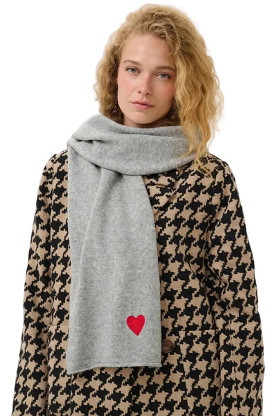 GREY SCARF WITH RED HEART CULTURE 