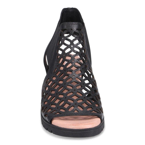 LEATHER SANDAL WITH LASER CUT DESIGN Shoes Django & Juliette 