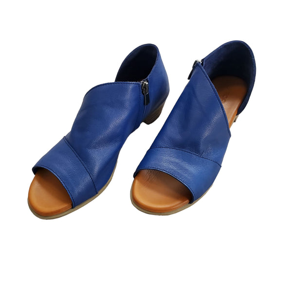 OPEN TOE SIDE DESIGN BLUE SANDAL Shoes Rosina 