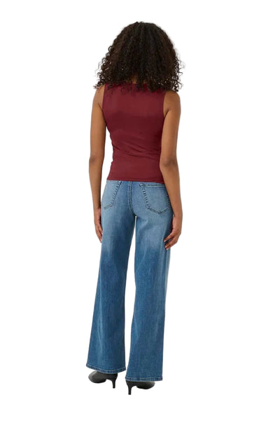 SLEEVELESS BURGUNDY TANK Tank Kaffe 