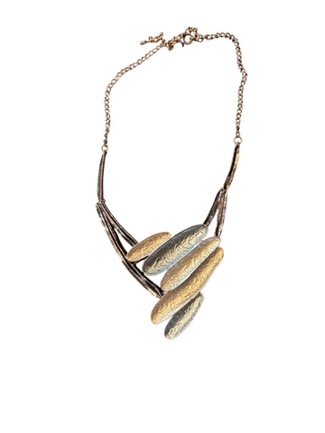 TEXTURED OVAL SHAPED ROSE GOLD NECKLACE Necklaces FashionWear Collection Rose Gold 