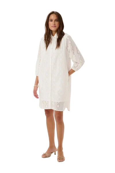 WHITE EYELIT DETAIL SHIRT DRESS Dress Kaffe 